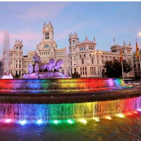 De Madrid A La Luna Bagian luar foto